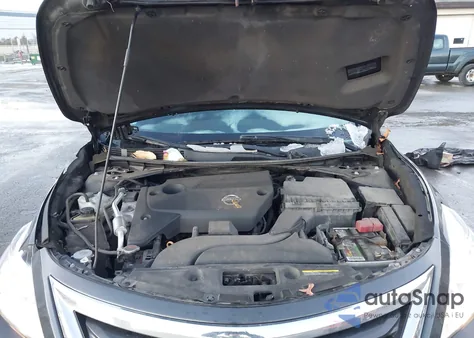 2015 Nissan Altima 2.5 S z USA, uszkodzony, nr VIN 1N4AL3AP3FN337434